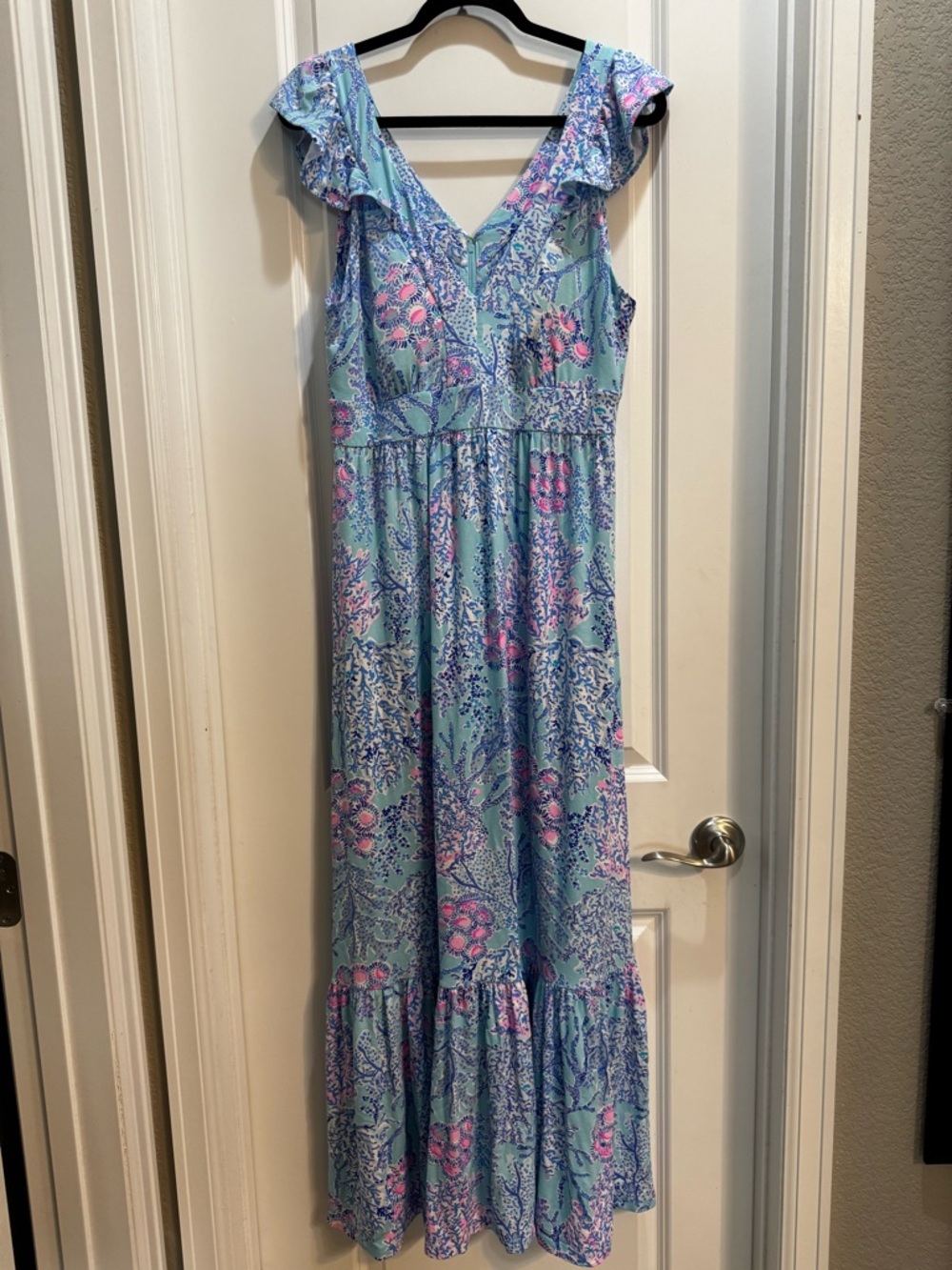 Lilly Pulitzer Blue Floral Sleeveless Maxi Dress Sz 12 Ruffles Vneck Tiered - Picture 5 of 7